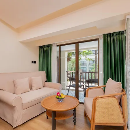 Burasari Phuket Resort & Spa מראה חיצוני תמונה